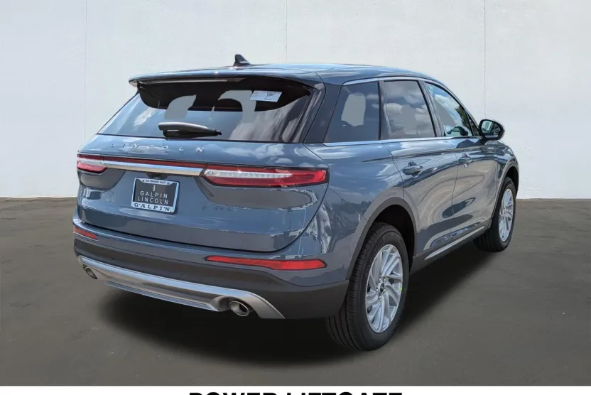 2025 Lincoln Corsair Premiere photo 1