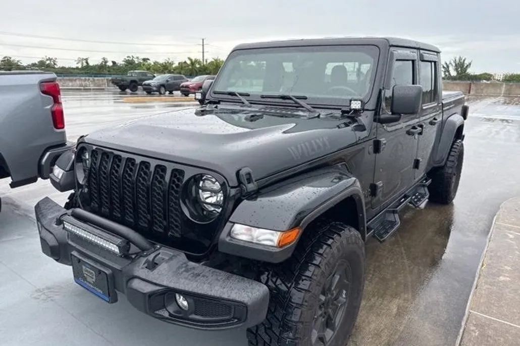 2022 Jeep Gladiator Willys photo 1