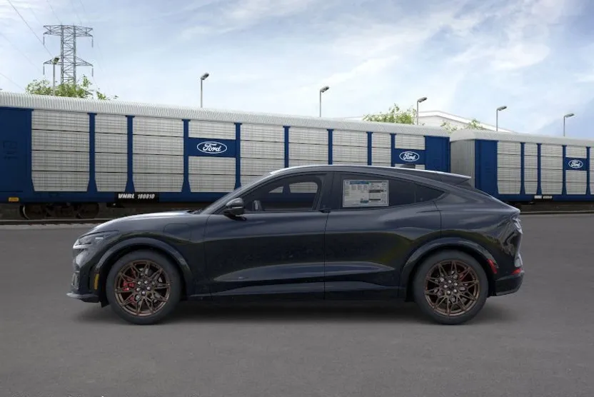 2025 Ford Mustang Mach-E GT photo 1