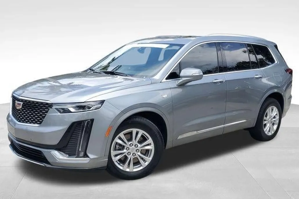 2024 Cadillac XT6 Luxury photo 1