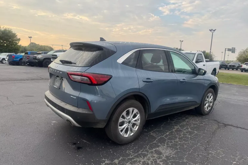 2024 Ford Escape Active photo 1
