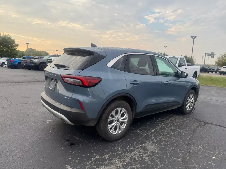 2024 Ford Escape Active photo 1