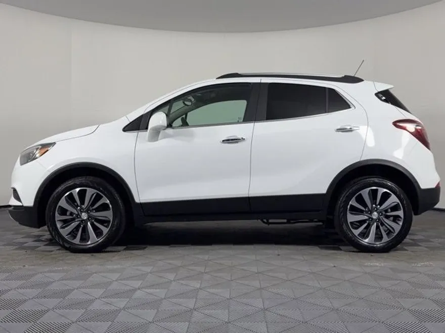 2022 Buick Encore Preferred photo 1