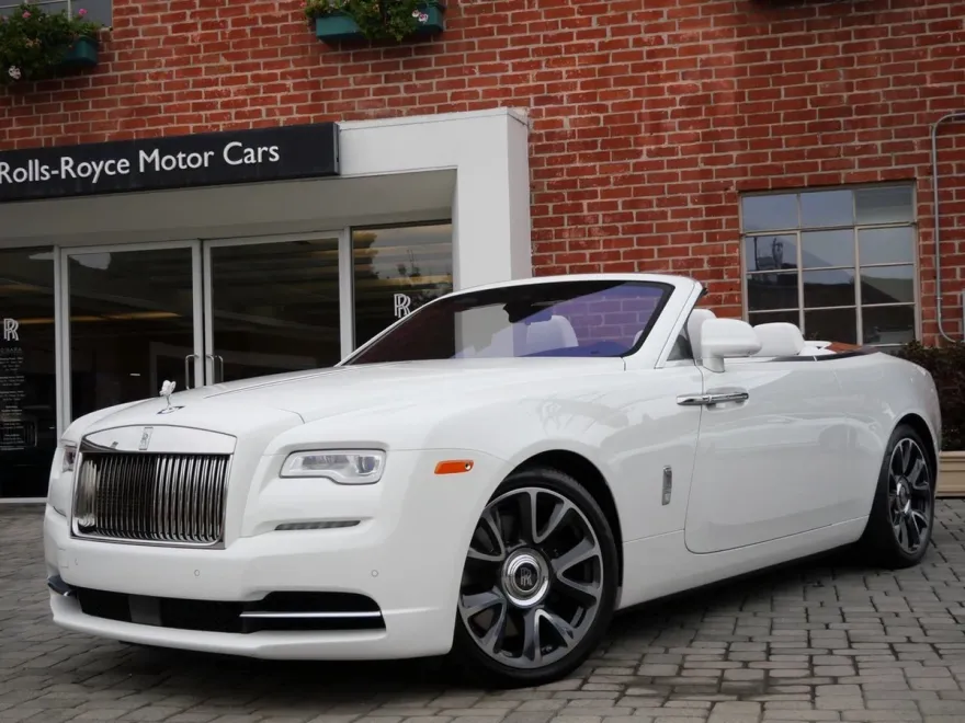2017 Rolls Royce Dawn RR6 photo 1