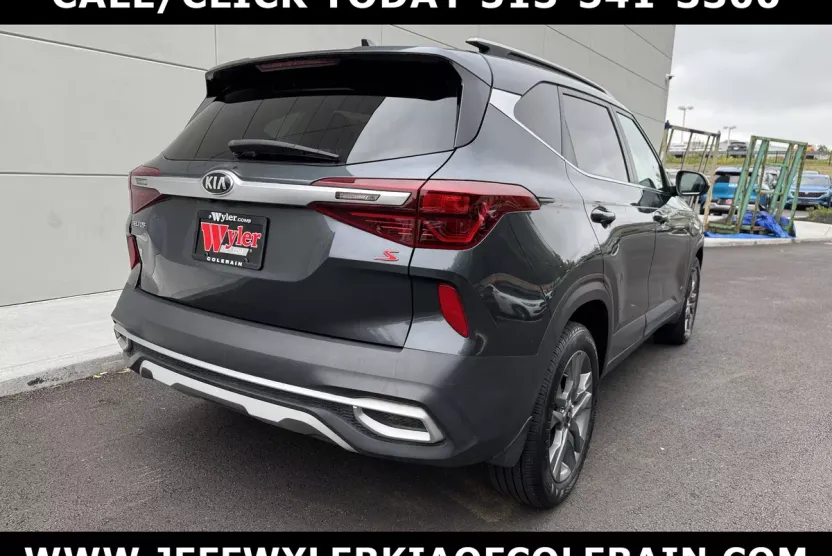 2021 Kia Seltos S photo 1