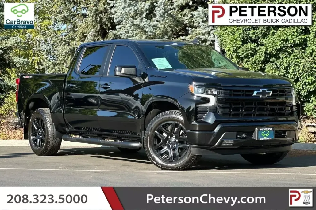 2023 Chevrolet Silverado 1500 RST photo 1