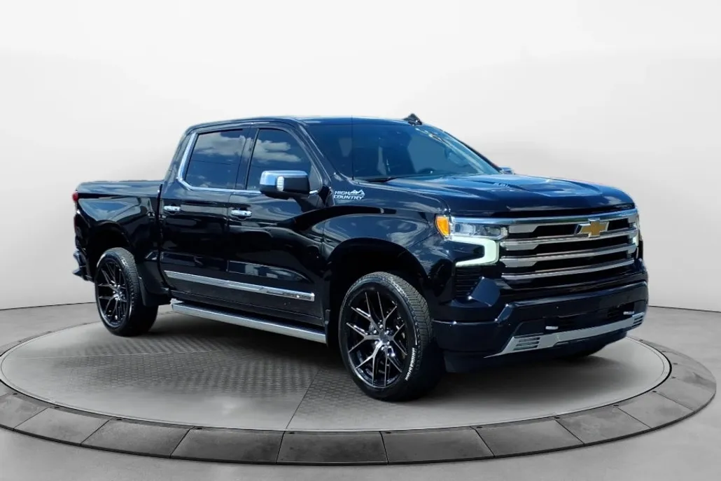 2022 Chevrolet Silverado 1500 High Country photo 1