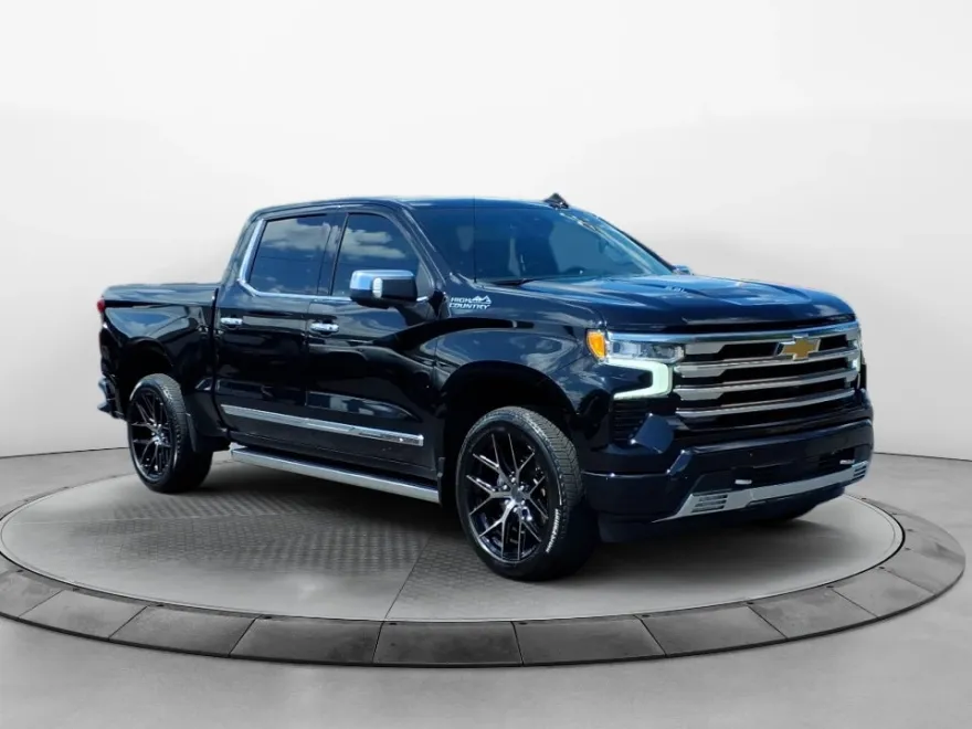 2022 Chevrolet Silverado 1500 High Country photo 1