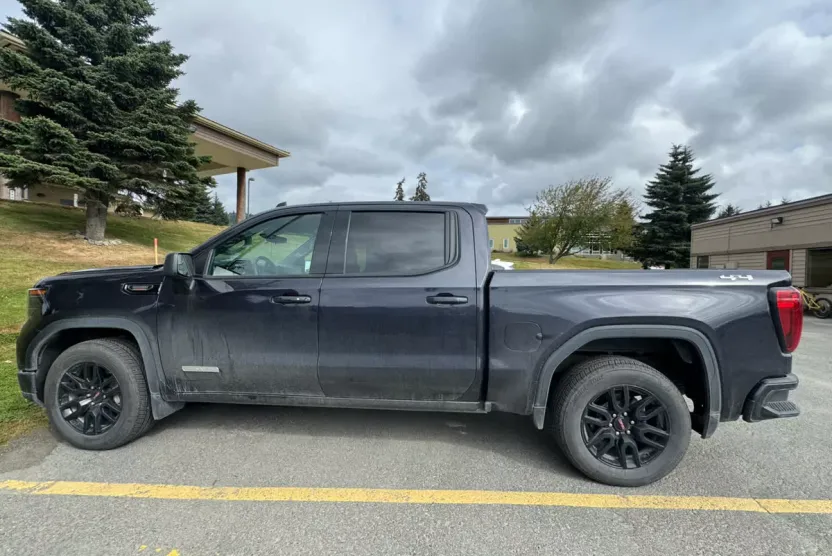 2024 Gmc Sierra 1500 Elevation photo 1