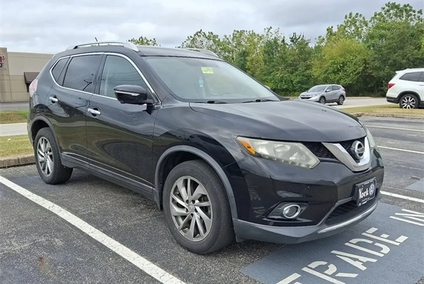 2014 Nissan Rogue SL photo 1