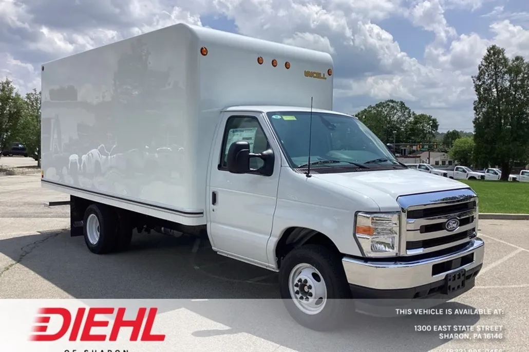 2026 Ford E-350 Base photo 1