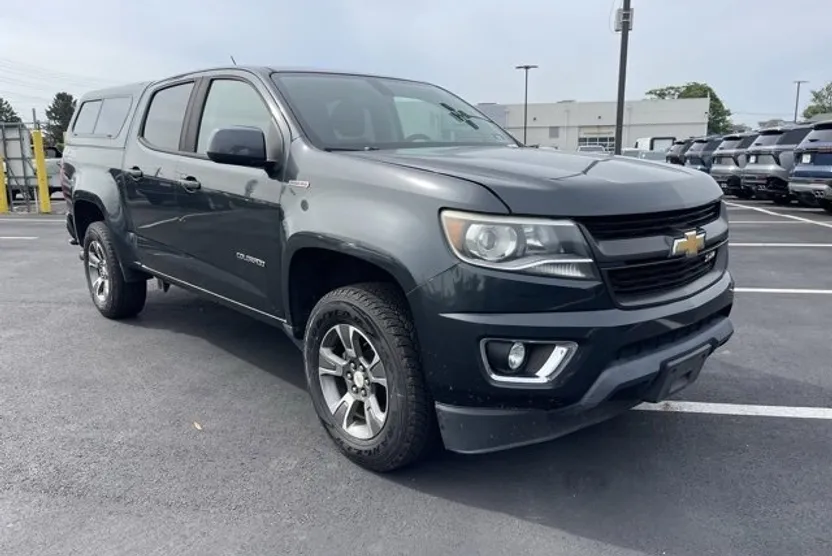 2017 Chevrolet Colorado Z71 photo 1