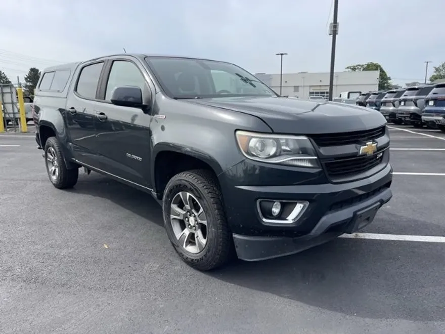 2017 Chevrolet Colorado Z71 photo 1