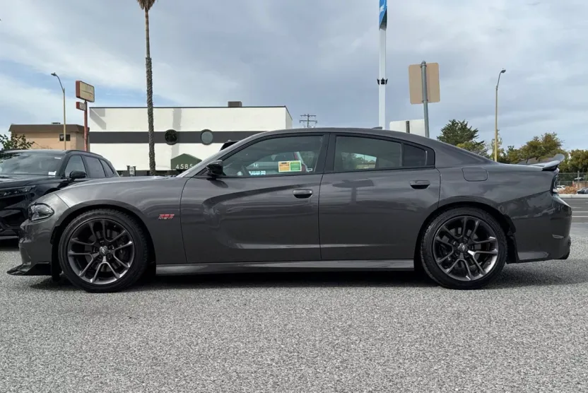 2023 Dodge Charger Scat Pack photo 1