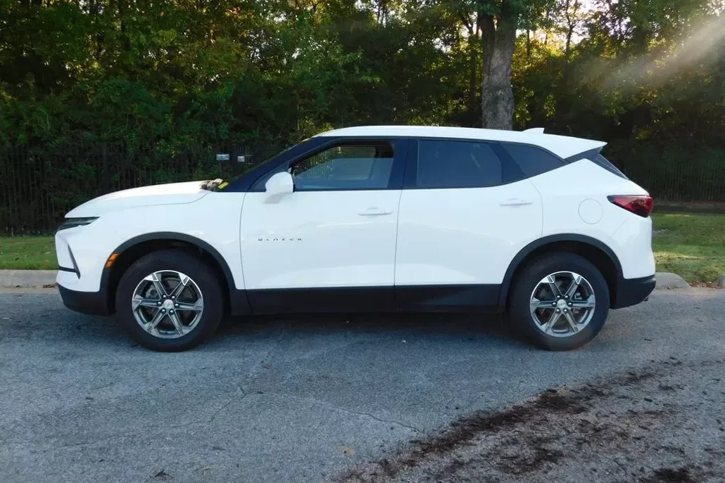 2024 Chevrolet Blazer 2LT photo 1