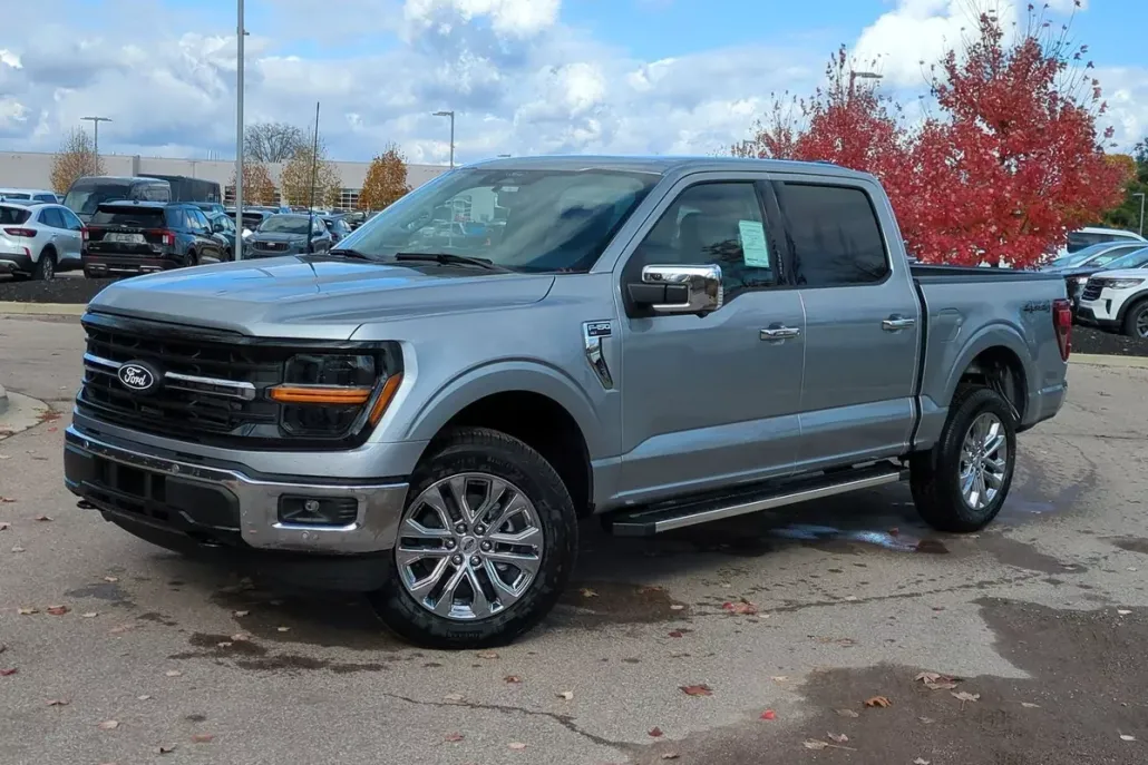 2024 Ford F-150 XLT photo 1