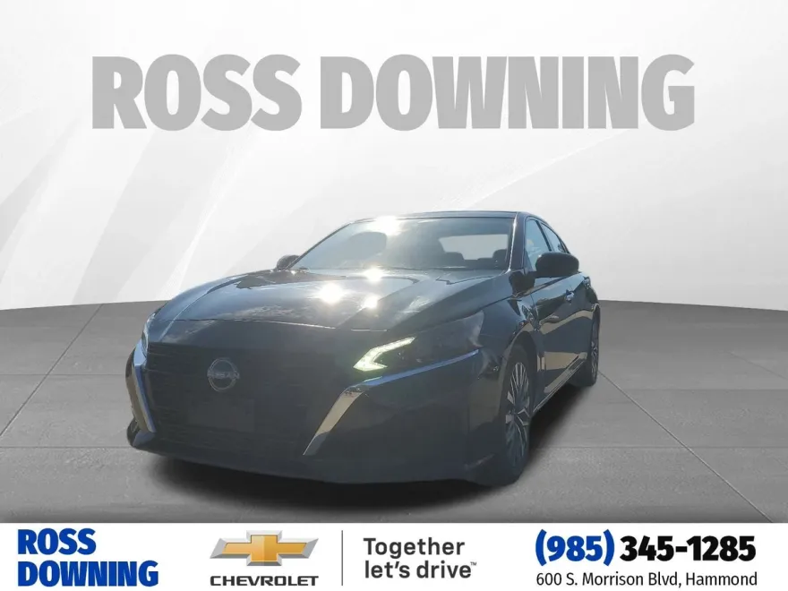 2023 Nissan Altima 2.5 SV photo 1