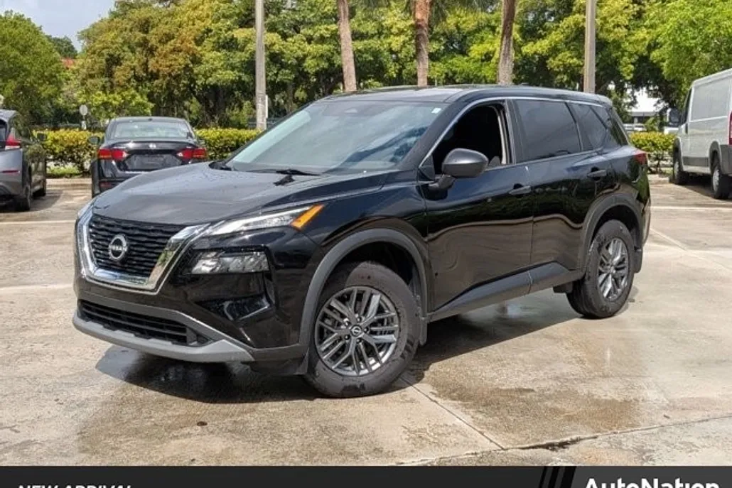 2023 Nissan Rogue S photo 1