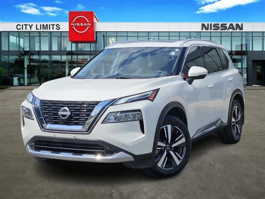 2023 Nissan Rogue Platinum photo 1
