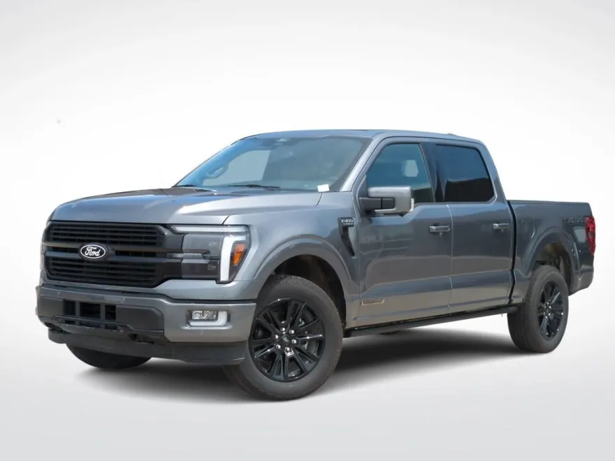 2025 Ford F-150 Platinum photo 1