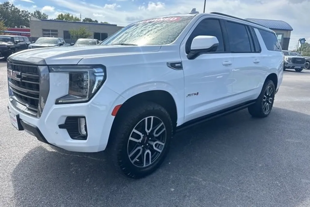 2021 Gmc Yukon XL AT4 photo 1