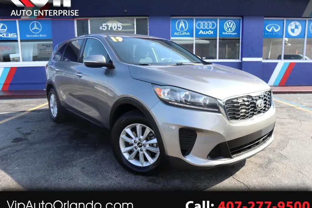 2019 Kia Sorento LX V6 photo 1