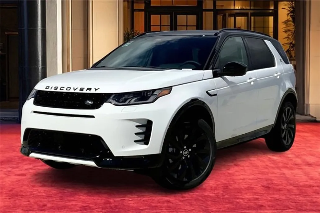 2025 Land Rover Discovery Sport Dynamic SE photo 1