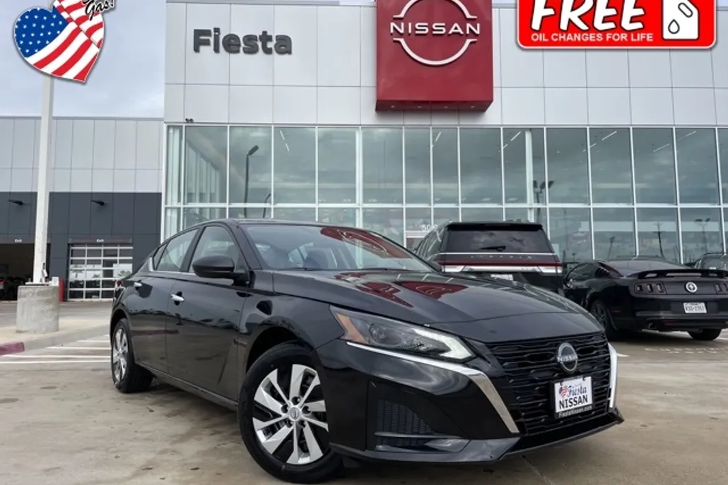 2025 Nissan Altima 2.5 S photo 1