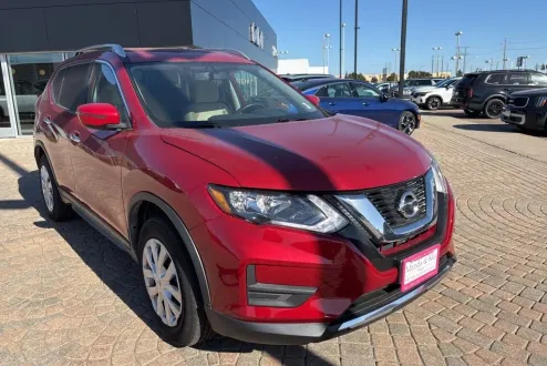 2017 Nissan Rogue S photo 3
