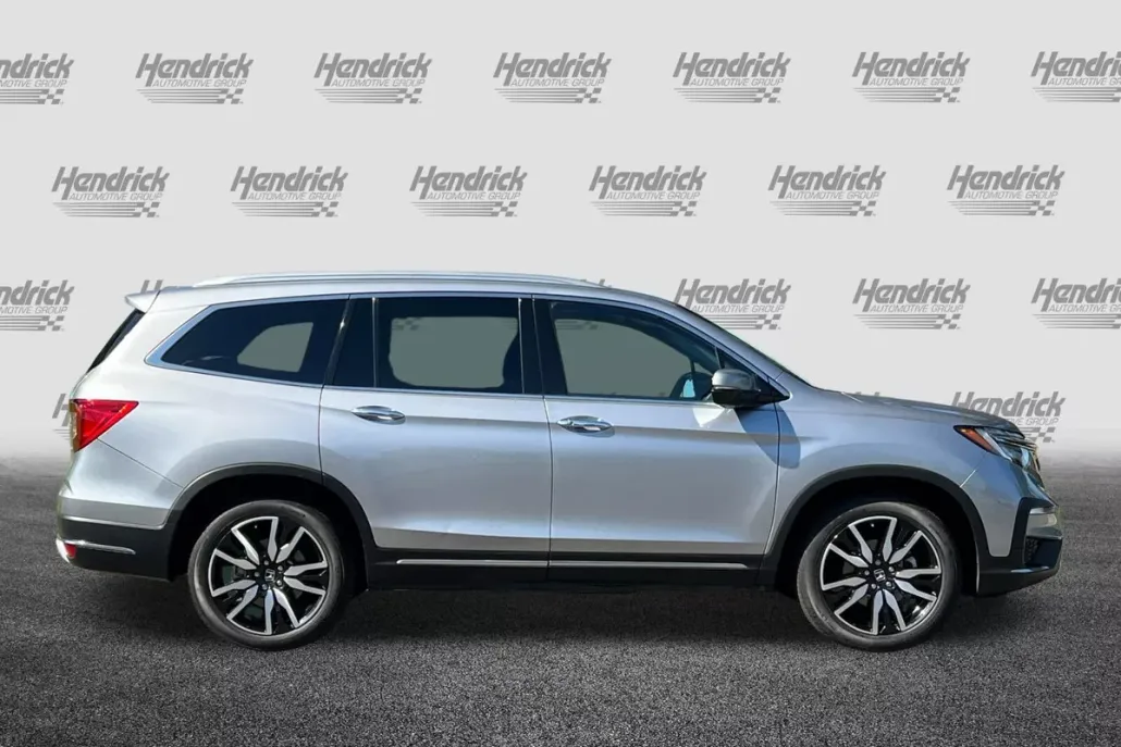 2019 Honda Pilot Elite photo 1