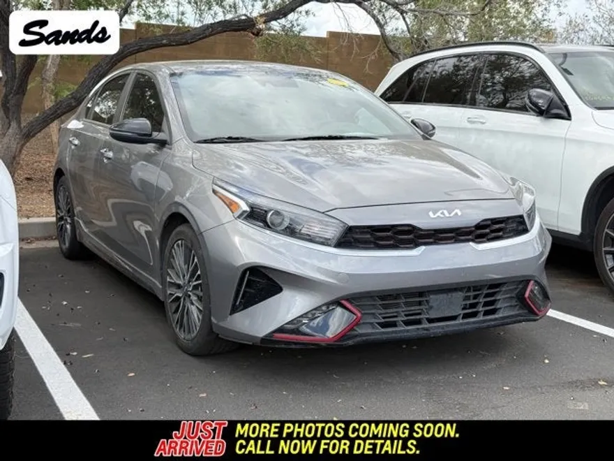 2024 Kia Forte GT-Line photo 1