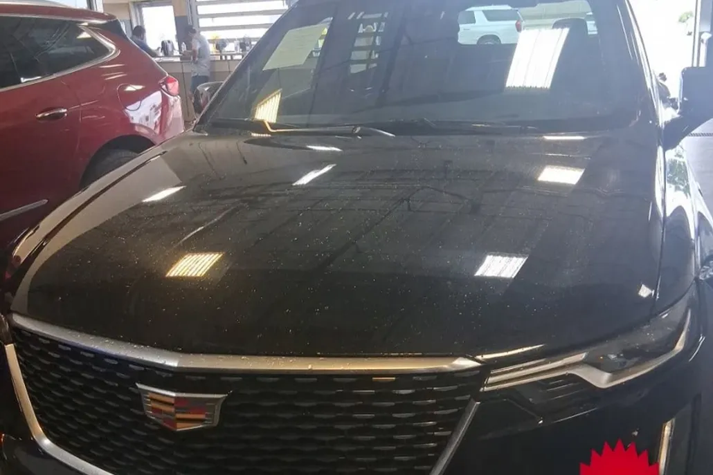 2024 Cadillac XT6 Premium Luxury photo 1
