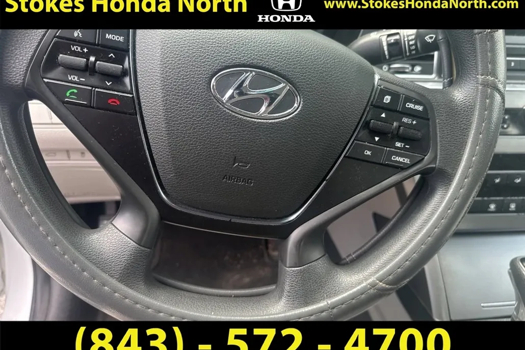 2017 Hyundai Sonata Base photo 1