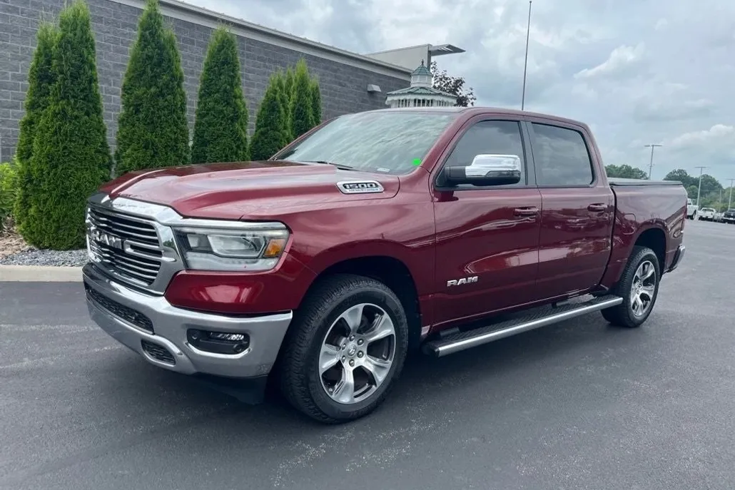 2023 Ram 1500 Laramie photo 1