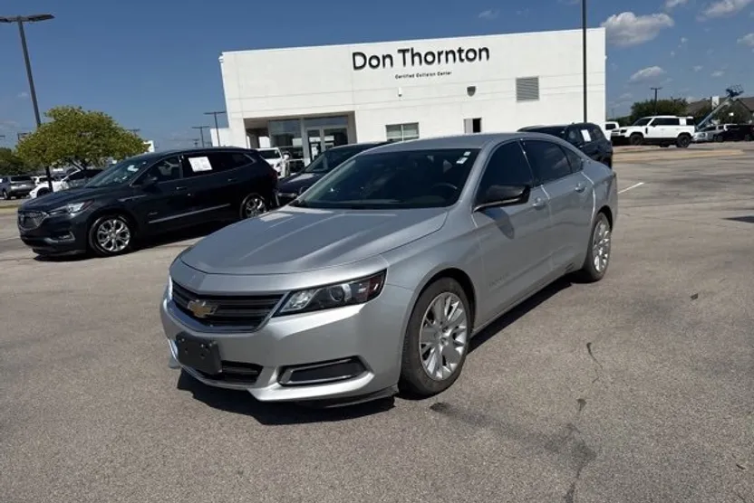 2017 Chevrolet Impala LS photo 1