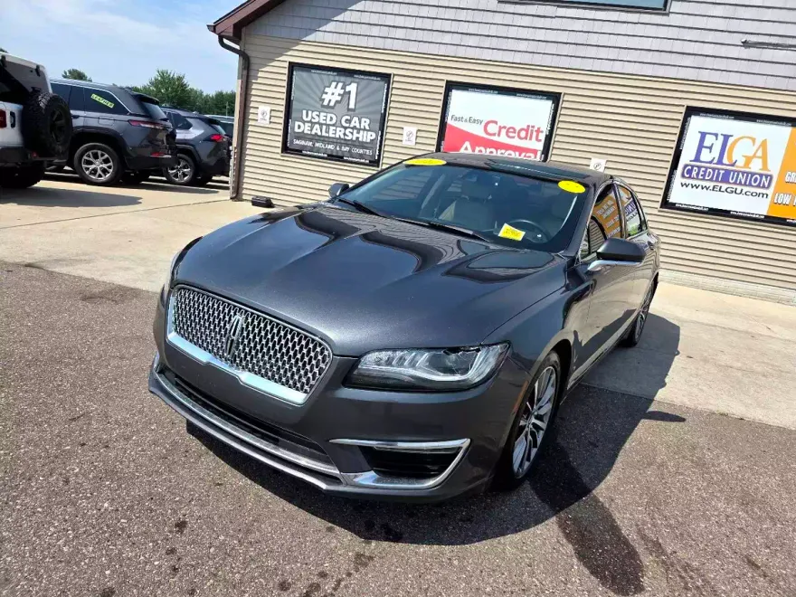 2017 Lincoln MKZ Select photo 1