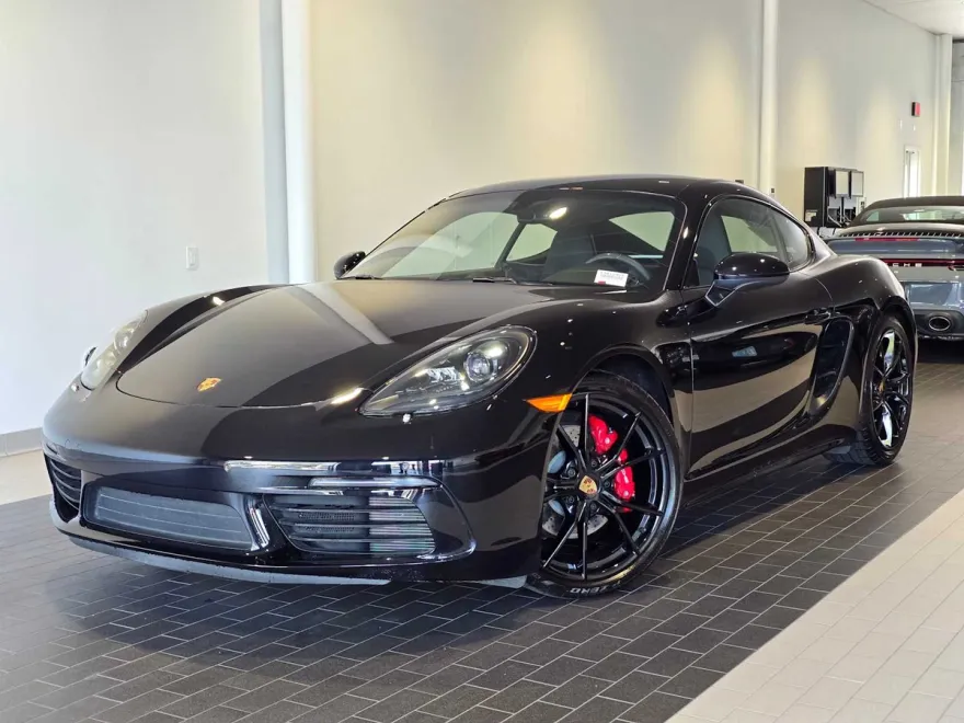 2025 Porsche Cayman S photo 1