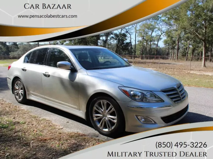 2013 Hyundai Genesis 3.8 photo 1