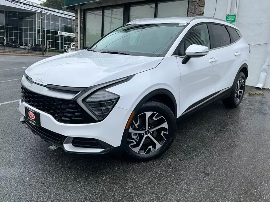 2025 Kia Sportage EX photo 1