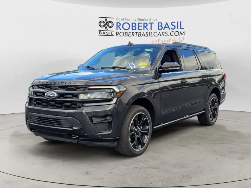 2022 Ford Expedition MAX Limited photo 1