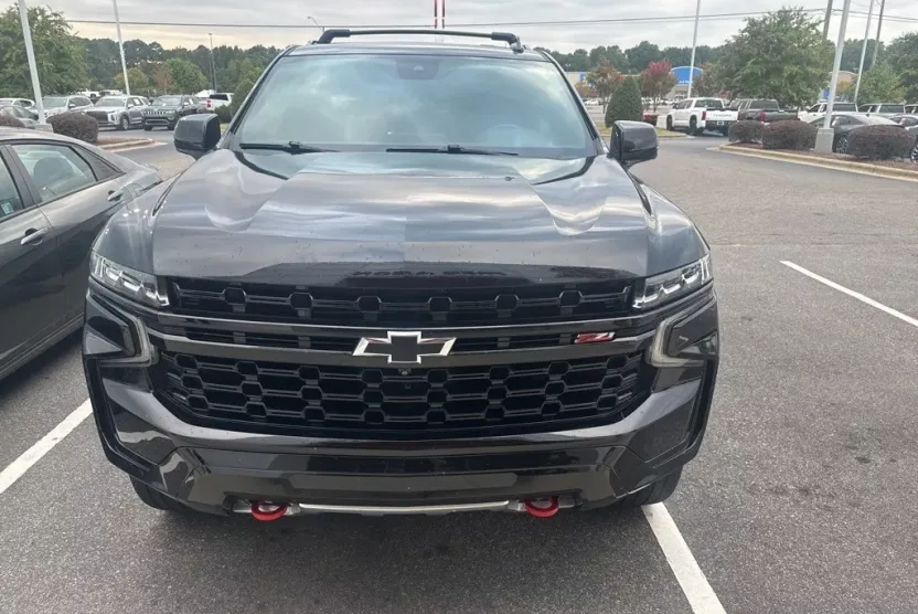 2024 Chevrolet Tahoe Z71 photo 1