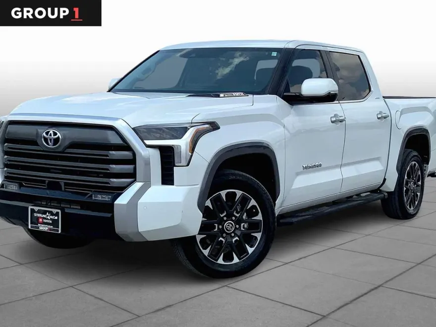 2024 Toyota Tundra Limited CrewMax photo 1