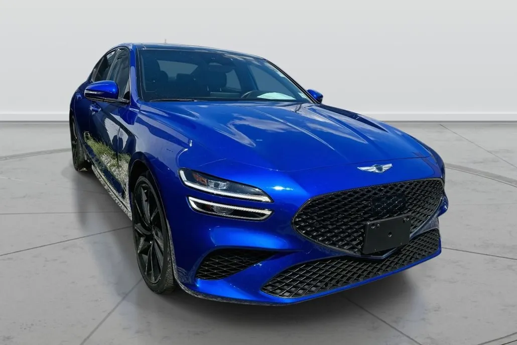 2023 Genesis G70 2.0T photo 1