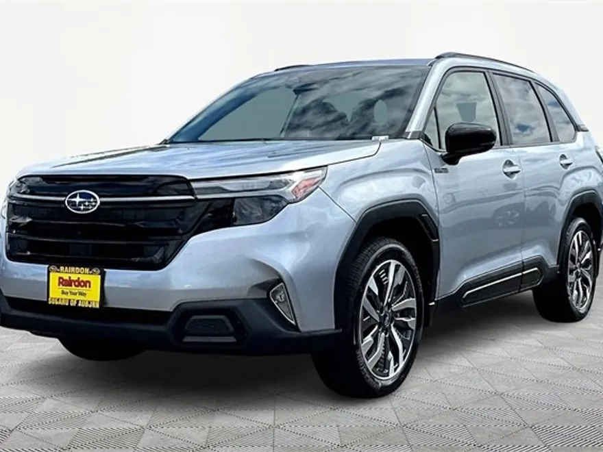2025 Subaru Forester Touring photo 1
