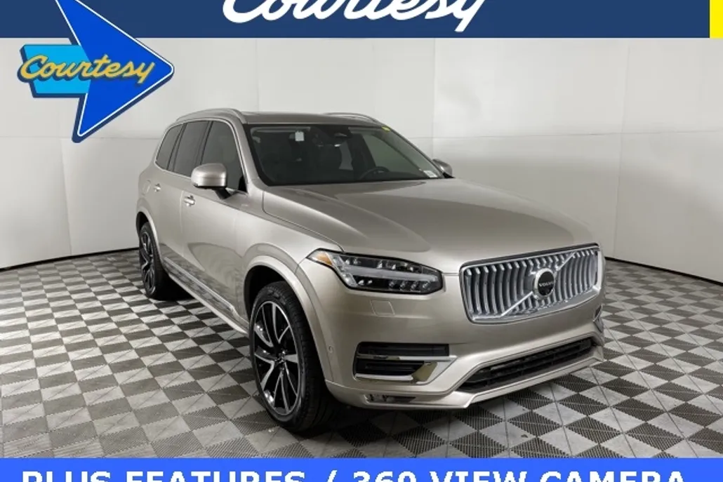 2025 Volvo XC90 B5 AWD Plus photo 1