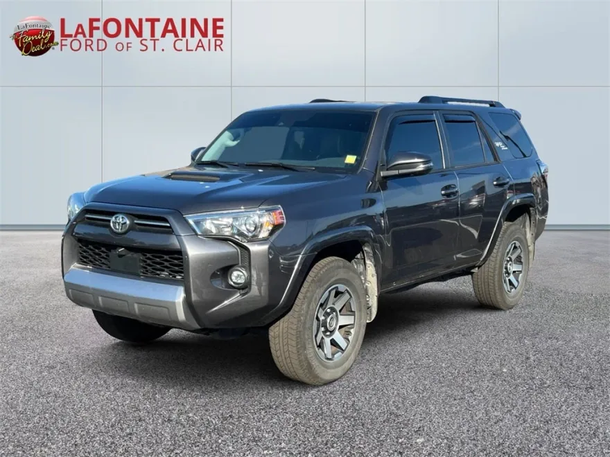 2023 Toyota 4Runner TRD Off-Road Premium photo 1