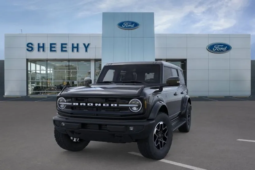 2025 Ford Bronco Outer Banks photo 1