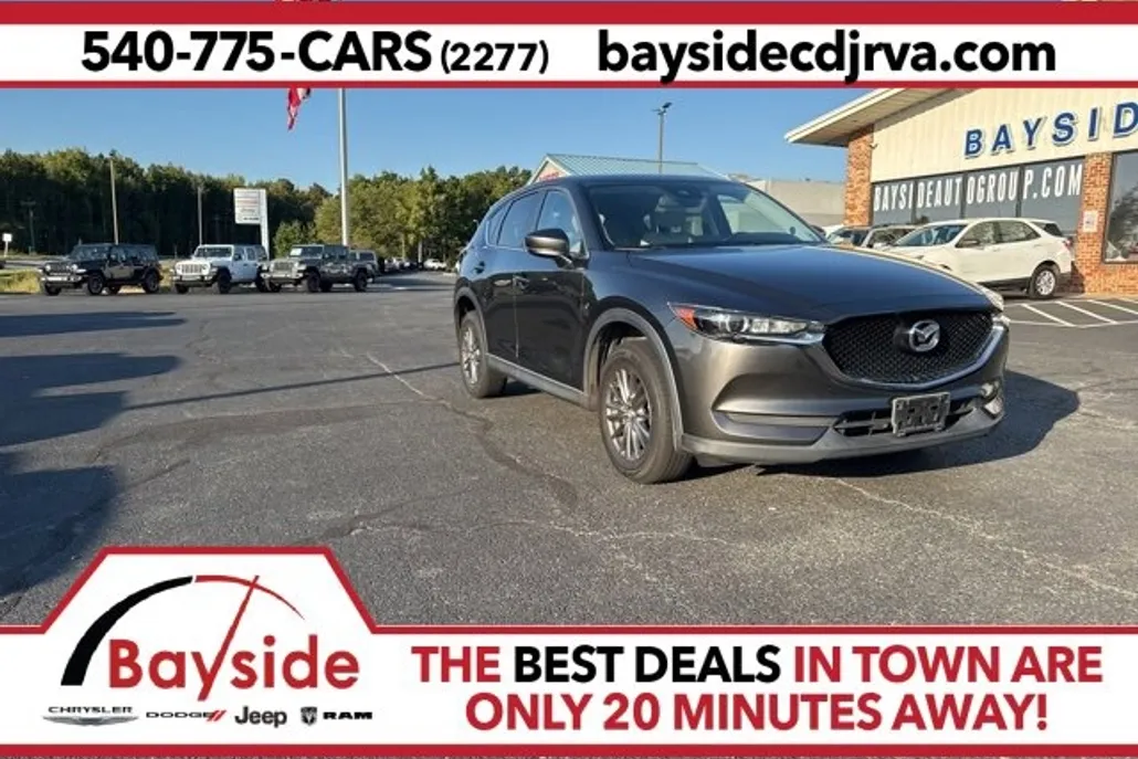 2017 Mazda CX-5 Touring photo 1