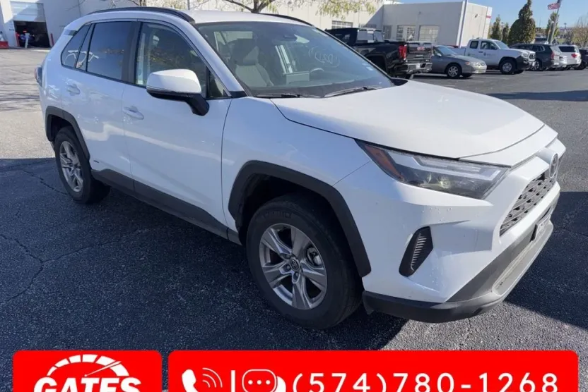 2025 Toyota RAV4 Hybrid XLE photo 1