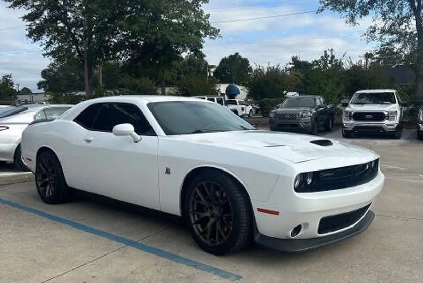 2019 Dodge Challenger R/T Scat Pack photo 1